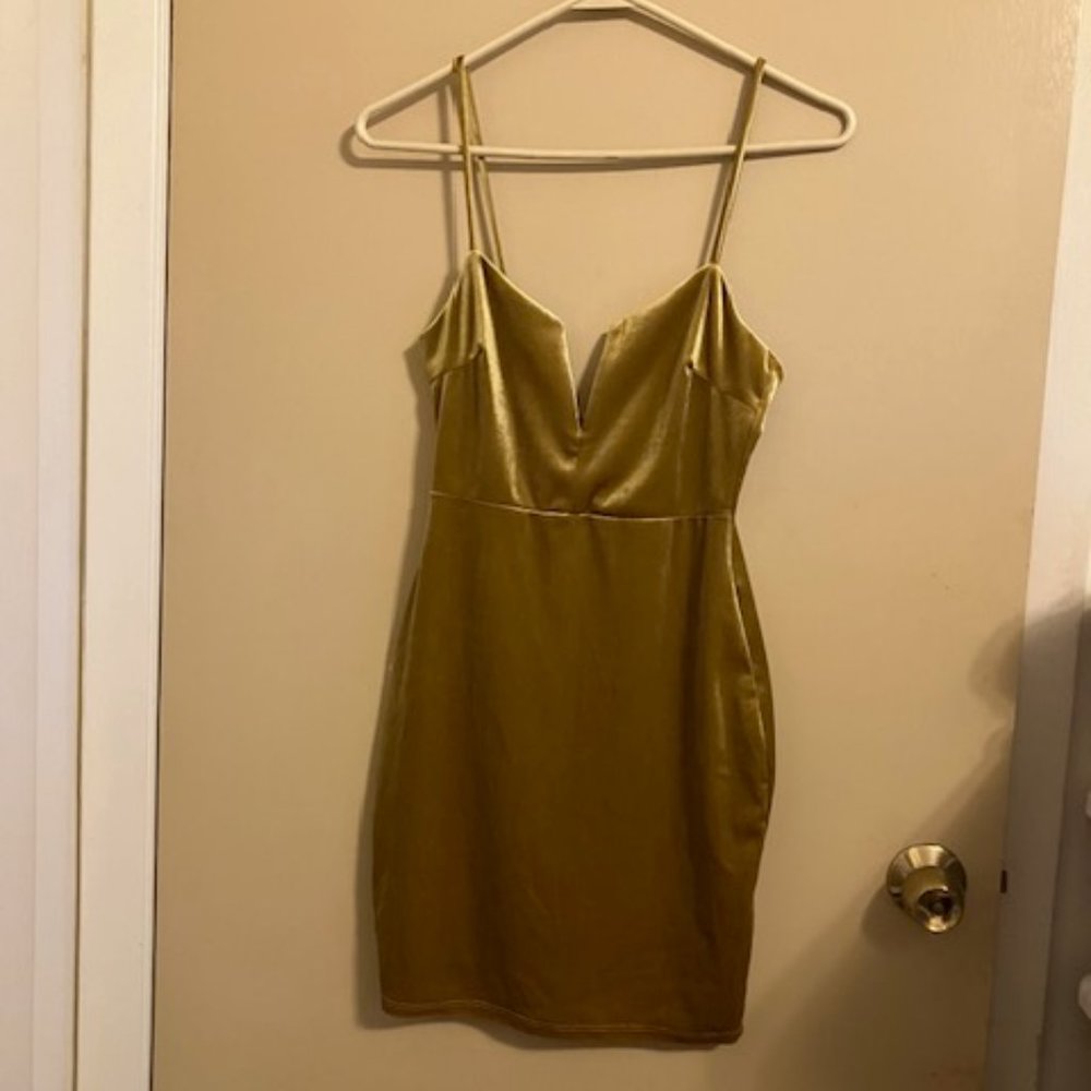 Sexy Gold Velvet Cocktail Dress